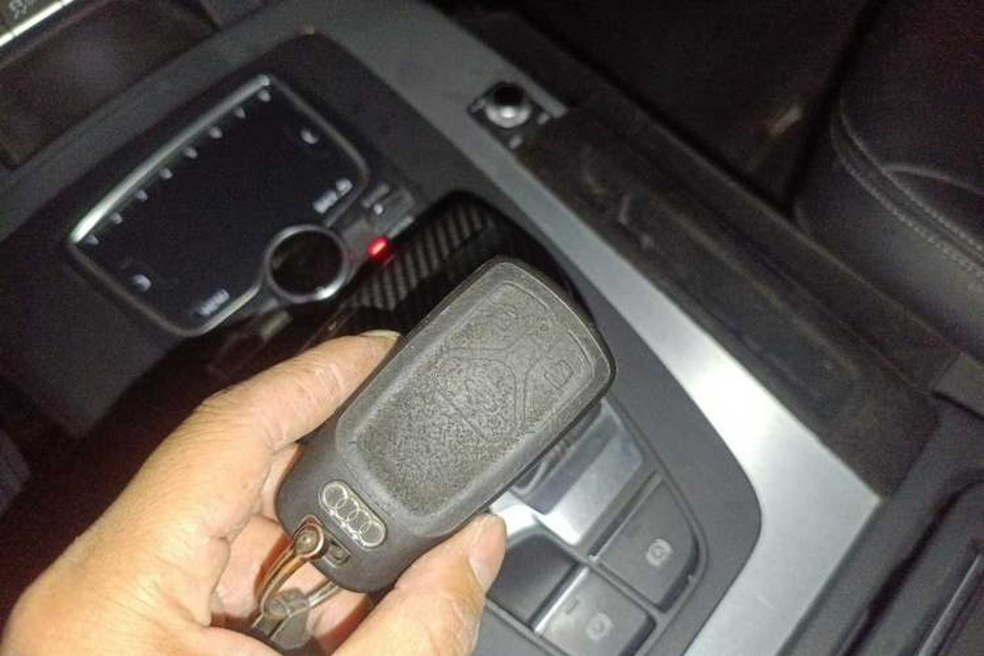 Used Audi Q5L 2020 Updated 40 TFSI Prestige Fashion Edition Vehicle Key