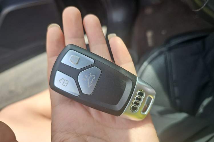 Used Audi Q5L 2020 40 TFSI Prestige Fashion Edition Vehicle Key