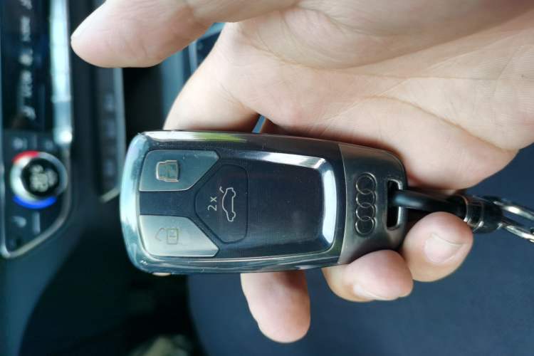 Used Audi Q5L 2020 40 TFSI Prestige Fashion Edition Vehicle Key