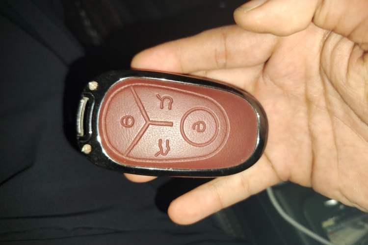 Used Audi Q5L 2020 Updated 40 TFSI Prestige Fashion Edition Vehicle Key