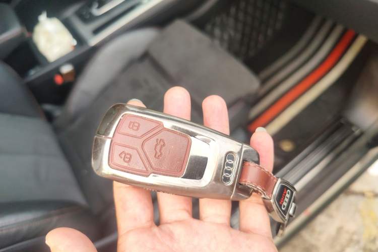 Used Audi Q5L 2020 45 TFSI Prestige Sport Edition Vehicle Key