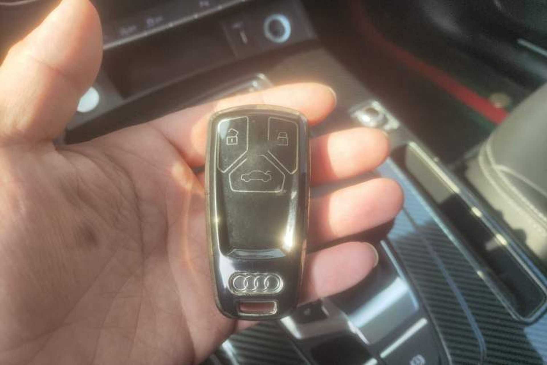 Used Audi Q5L 2020 Updated 40 TFSI Prestige Fashion Edition Vehicle Key