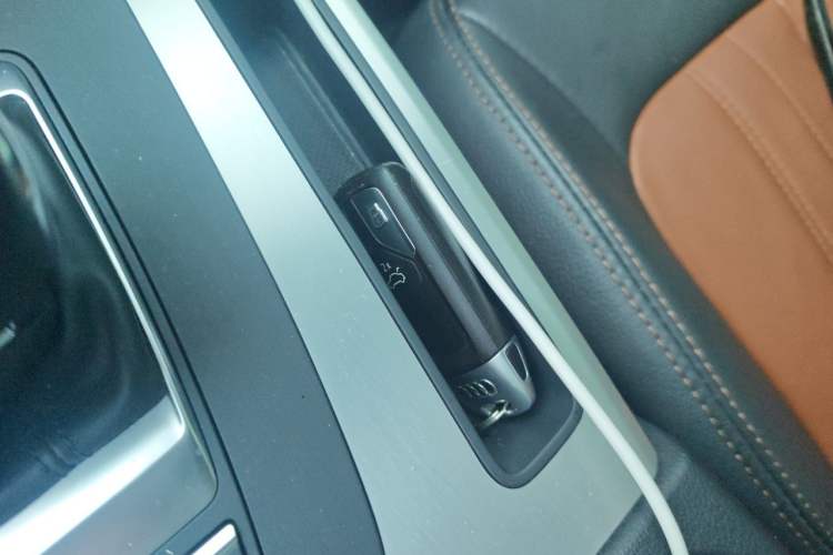 Used Audi Q5L 2020 45 TFSI Prestige Fashion Model Vehicle Key