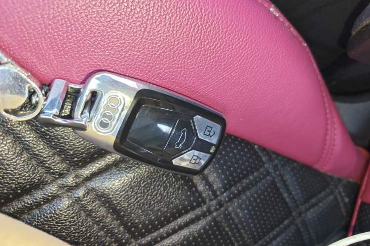 Used Audi Q5L 2020 40 TFSI Prestige Fashion Edition Vehicle Key