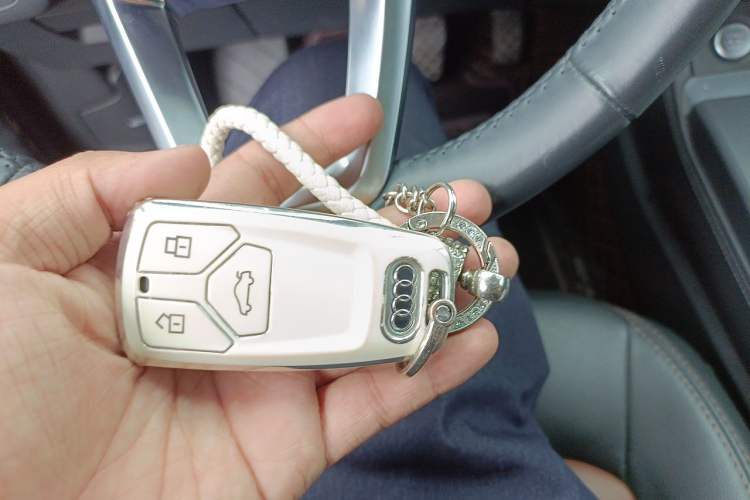 Used Audi Q5L 2020 Updated 40 TFSI Prestige Fashion Edition Vehicle Key
