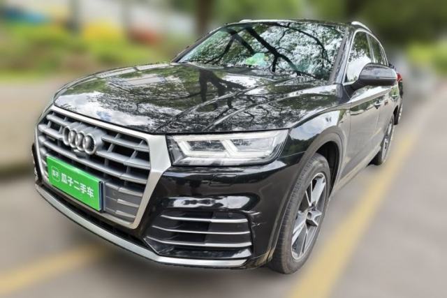 Ojetý Audi Q5L 2020 45 TFSI Prestige Fashion Model