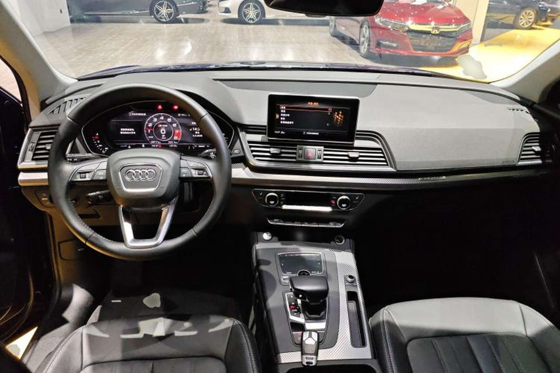 Used Audi Q5L 2020 45 TFSI Prestige Fashion Model Center Console
