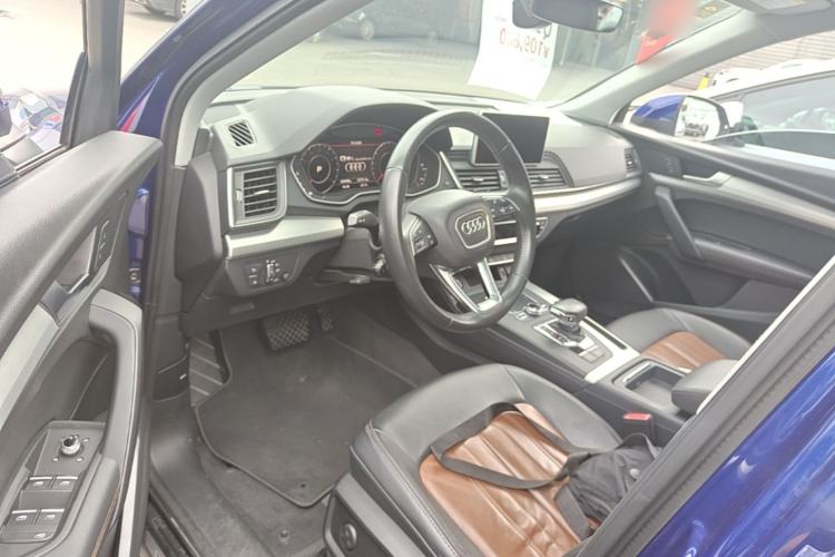 Used Audi Q5L 2020 Updated 40 TFSI Prestige Fashion Edition Driver Seat