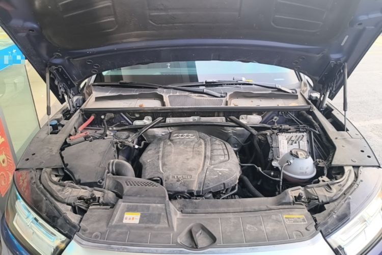 Used Audi Q5L 2020 Updated 40 TFSI Prestige Fashion Edition Engine Bay