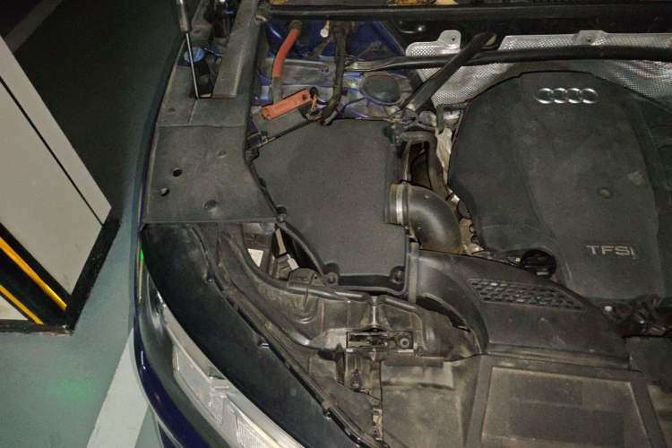 Used Audi Q5L 2020 45 TFSI Prestige Fashion Model Engine Bay Right