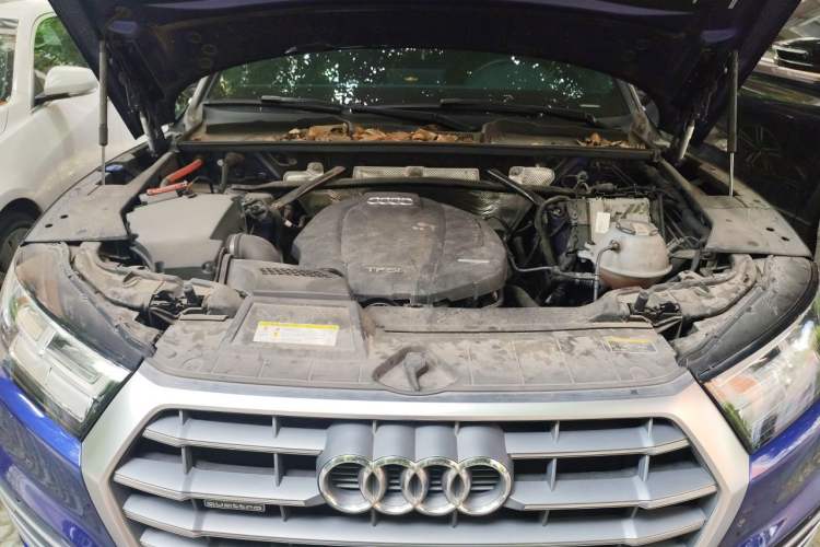 Used Audi Q5L 2020 40 TFSI Prestige Fashion Edition Engine Bay