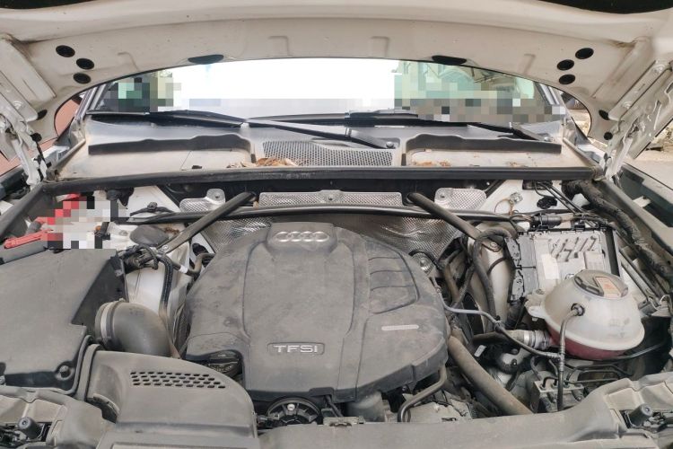 Used Audi Q5L 2020 Updated 40 TFSI Prestige Fashion Edition Engine Bay