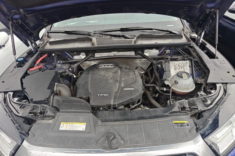 Used Audi Q5L 2020 Updated 40 TFSI Prestige Fashion Edition Engine Bay