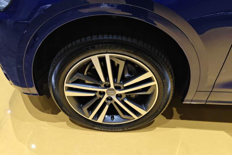 Used Audi Q5L 2020 45 TFSI Prestige Fashion Model Exterior 4