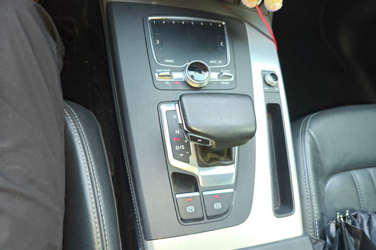 Used Audi Q5L 2020 40 TFSI Prestige Fashion Edition Gear Lever