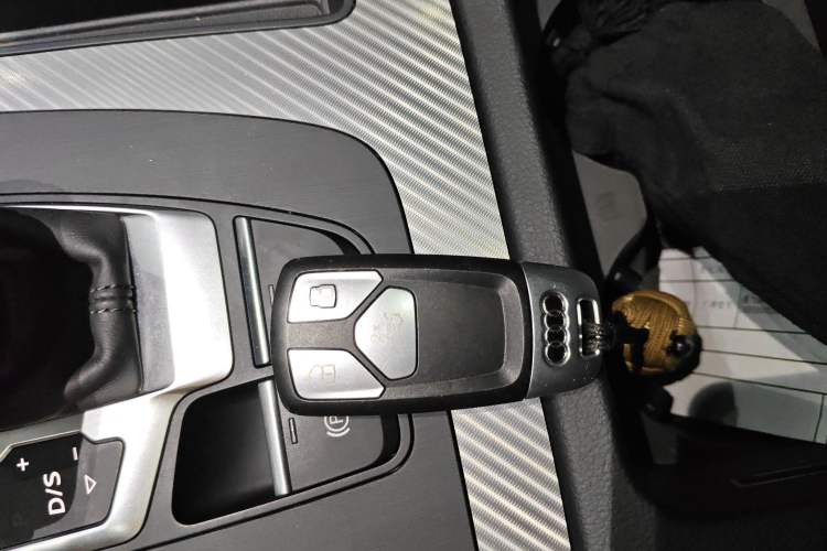 Used Audi Q5L 2020 45 TFSI Prestige Fashion Model Interior 1