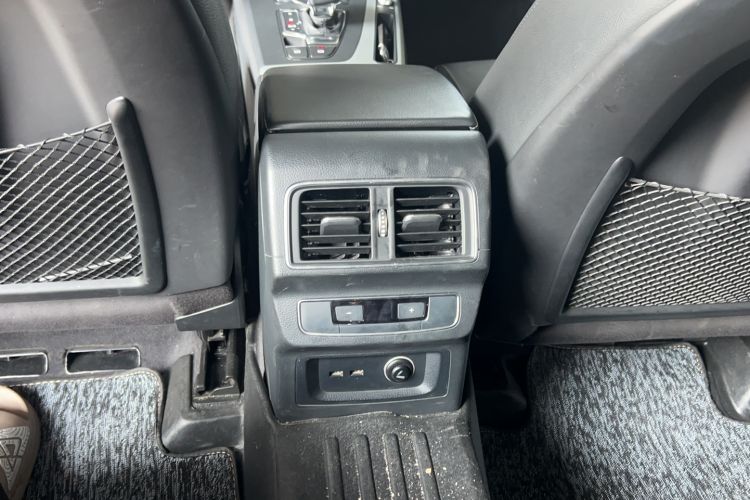 Used Audi Q5L 2020 Updated 40 TFSI Prestige Fashion Edition Interior 2