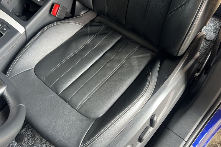 Used Audi Q5L 2020 Updated 40 TFSI Prestige Fashion Edition Interior 4