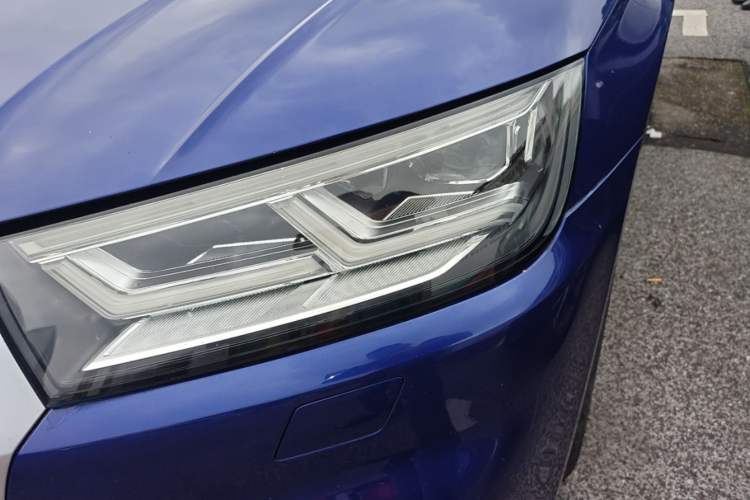 Used Audi Q5L 2020 Updated 40 TFSI Prestige Fashion Edition Left Front Headlight