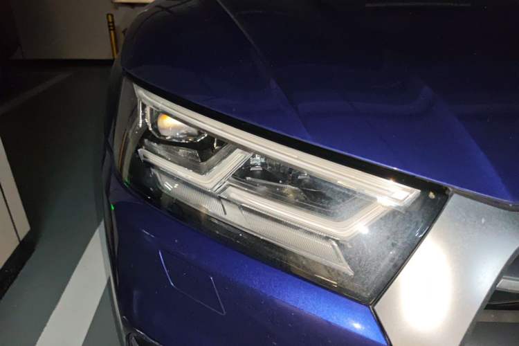 Used Audi Q5L 2020 45 TFSI Prestige Fashion Model Right Front Headlight