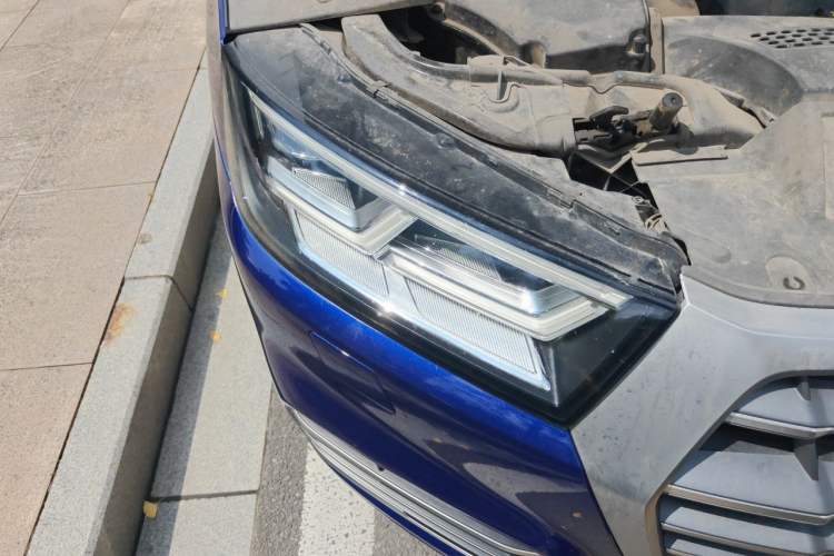 Used Audi Q5L 2020 45 TFSI Prestige Fashion Model Right Front Headlight