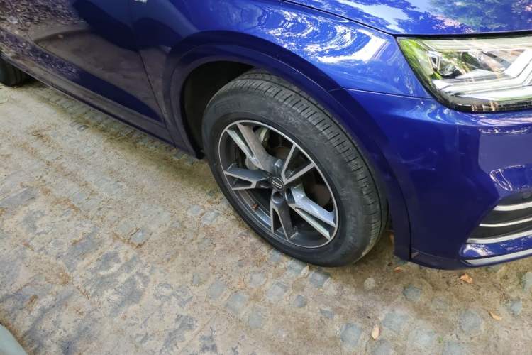 Used Audi Q5L 2020 40 TFSI Prestige Fashion Edition Right Front Wheel Hub