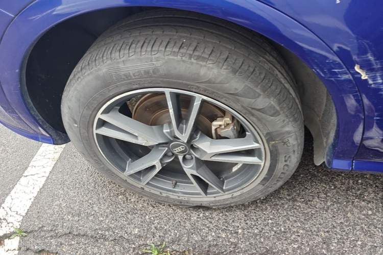 Used Audi Q5L 2020 Updated 40 TFSI Prestige Fashion Edition Right Rear Wheel Hub