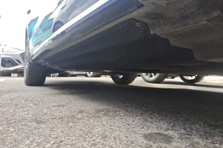 Used Audi Q5L 2020 Updated 40 TFSI Prestige Fashion Edition Right Side Sill