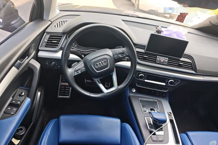 Used Audi Q5L 2020 Updated 40 TFSI Prestige Fashion Edition Steering Wheel