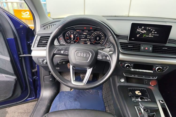 Used Audi Q5L 2020 Updated 40 TFSI Prestige Fashion Edition Steering Wheel