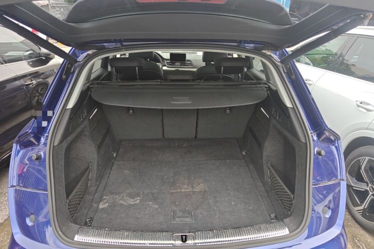 Used Audi Q5L 2020 Updated 40 TFSI Prestige Fashion Edition Trunk