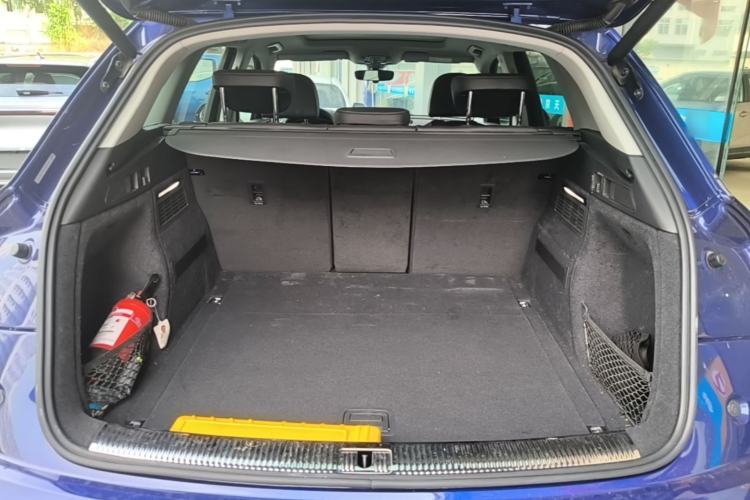 Used Audi Q5L 2020 Updated 40 TFSI Prestige Fashion Edition Trunk