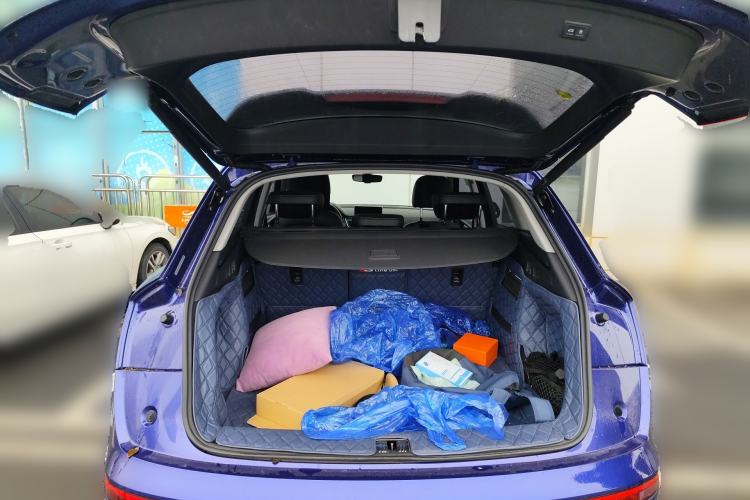 Used Audi Q5L 2020 Updated 40 TFSI Prestige Fashion Edition Trunk
