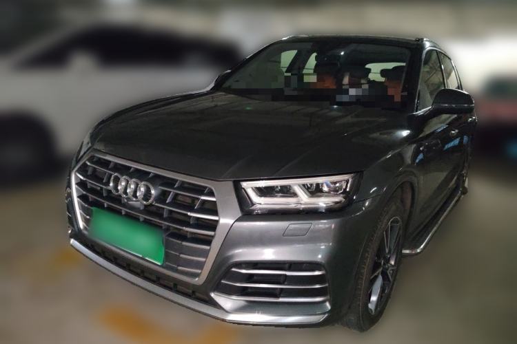 Używany Audi Q5L 2020 45 TFSI Prestige Fashion Model Guazi used car, China used car export, Used car for sale, Used cars, Cheapest cars for sale