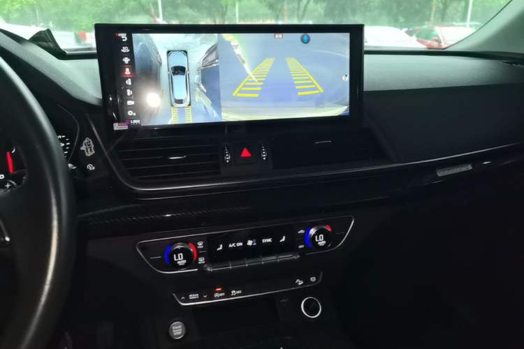Used Audi Q5L 2020 40 TFSI Prestige Edition Audio And AC Panel
