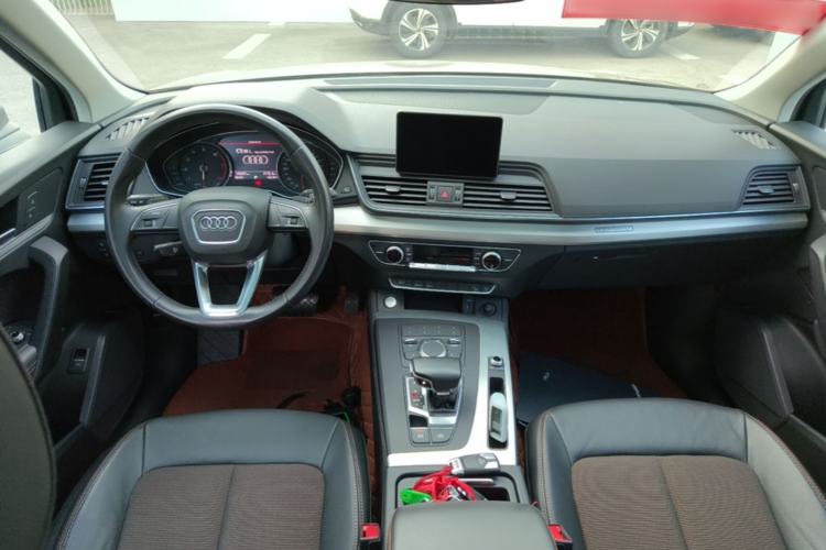Used Audi Q5L 2020 Revised 40 TFSI Prestige Edition Center Console