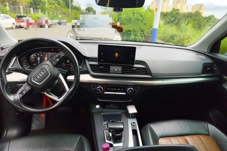 Used Audi Q5L 2020 40 TFSI Prestige Fashion Edition Center Console