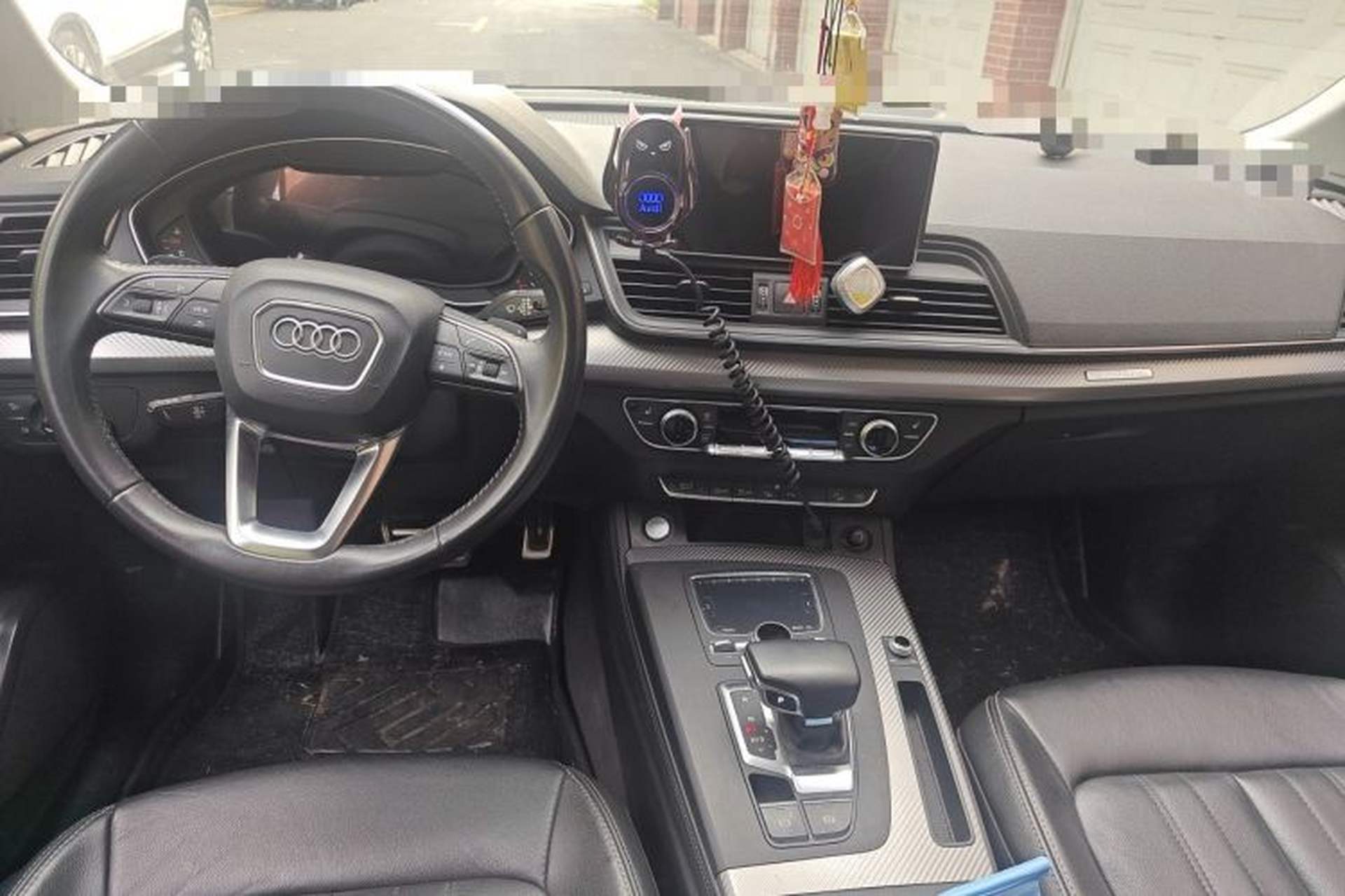 Used Audi Q5L 2020 45 TFSI Prestige Fashion Model Center Console