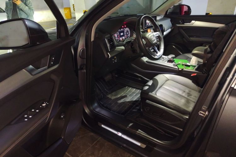 Used Audi Q5L 2020 Updated 40 TFSI Prestige Fashion Edition Driver Seat