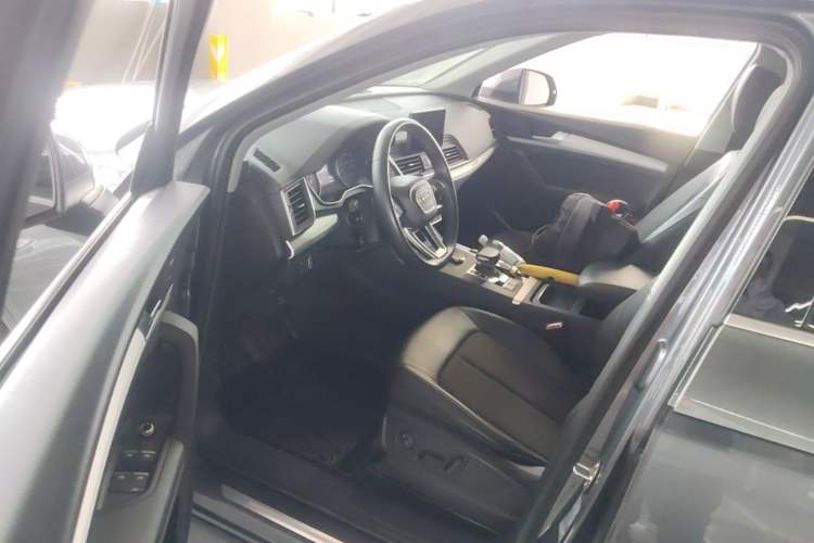 Used Audi Q5L 2020 Revised 40 TFSI Prestige Edition Driver Seat