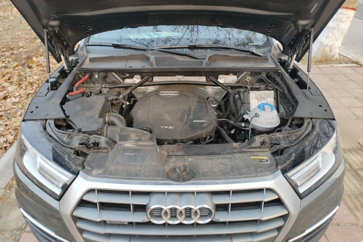 Used Audi Q5L 2020 Revised 40 TFSI Prestige Edition Engine Bay
