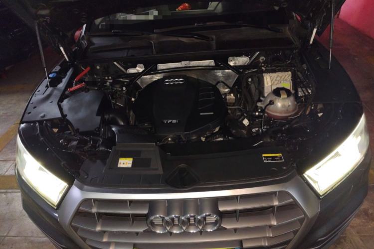 Used Audi Q5L 2020 Updated 40 TFSI Prestige Fashion Edition Engine Bay