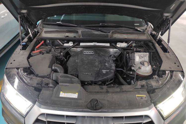 Used Audi Q5L 2020 Updated 40 TFSI Prestige Fashion Edition Engine Bay