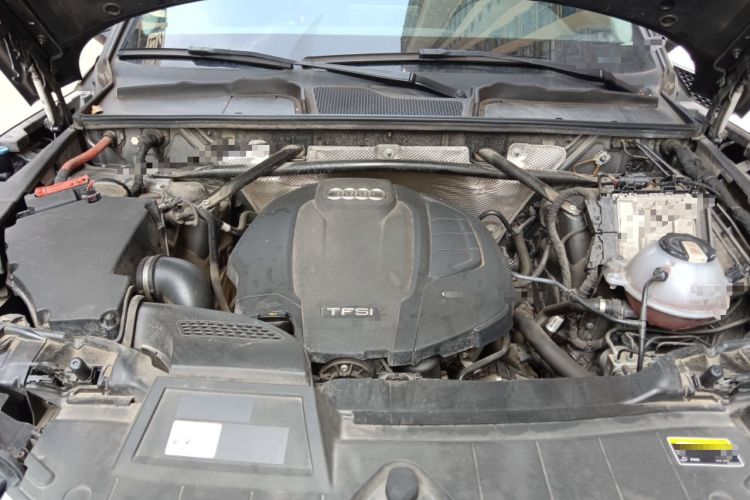 Used Audi Q5L 2020 Updated 40 TFSI Prestige Fashion Edition Engine Bay