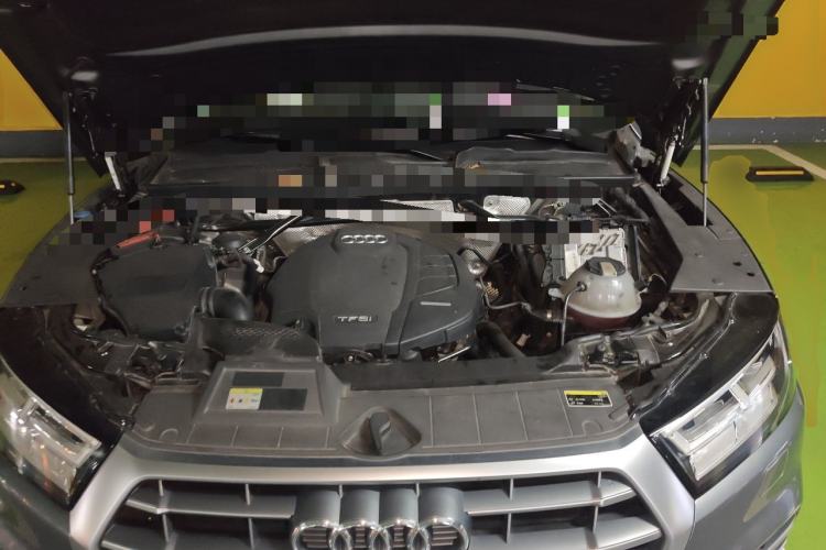 Used Audi Q5L 2020 45 TFSI Prestige Fashion Model Engine Bay