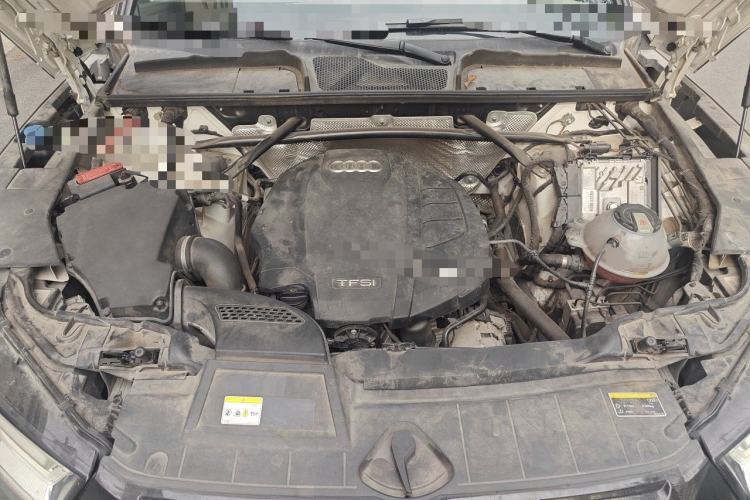 Used Audi Q5L 2020 45 TFSI Prestige Fashion Model Engine Bay