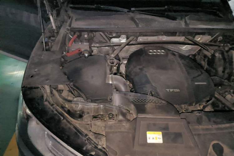 Used Audi Q5L 2020 40 TFSI Prestige Edition Engine Bay Right