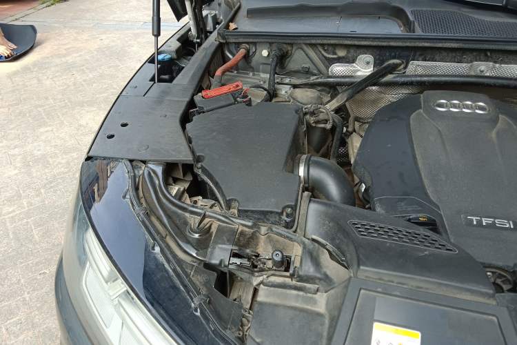 Used Audi Q5L 2020 Updated 40 TFSI Prestige Fashion Edition Engine Bay Right