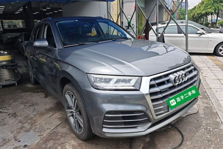 Used Audi Q5L 2020 Updated 40 TFSI Prestige Fashion Edition Front Right 45 Deg