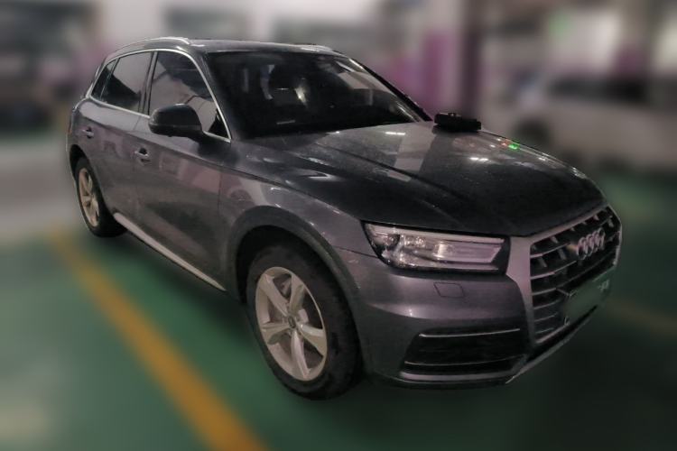 Used Audi Q5L 2020 40 TFSI Prestige Edition Front Right 45 Deg